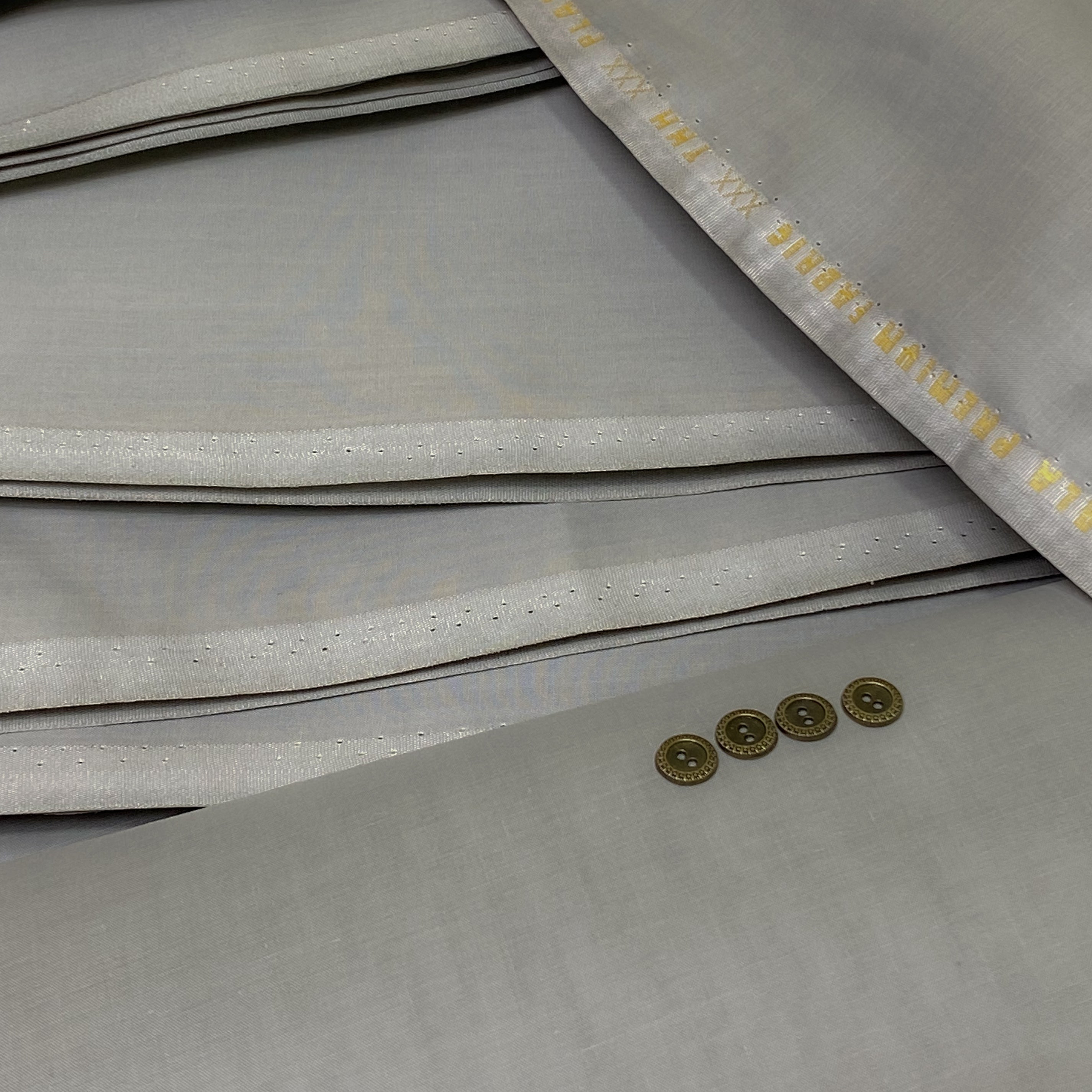 GUGU - C04 - UNSTICHED