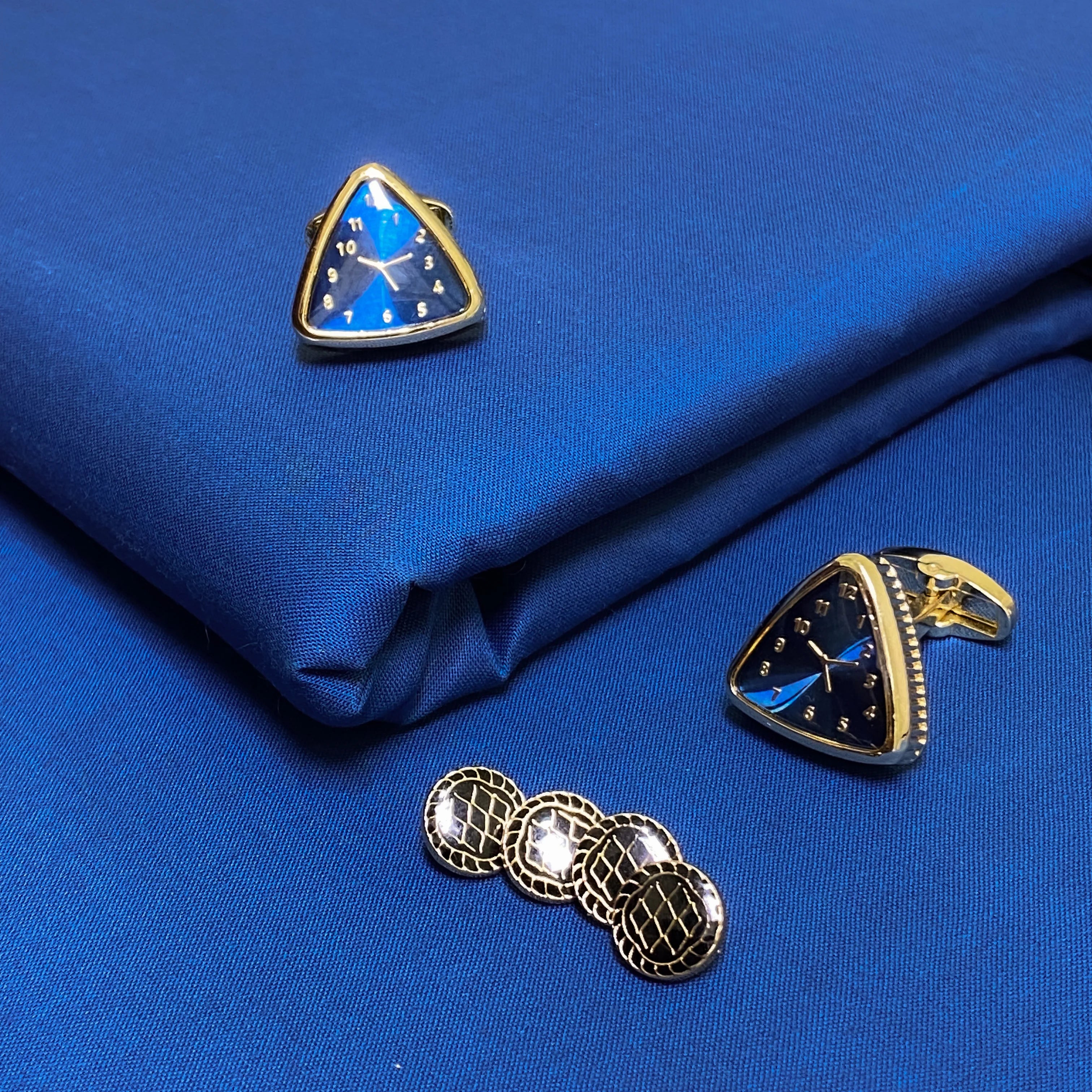 HIGH CLASS - C02 - UNSTICHED