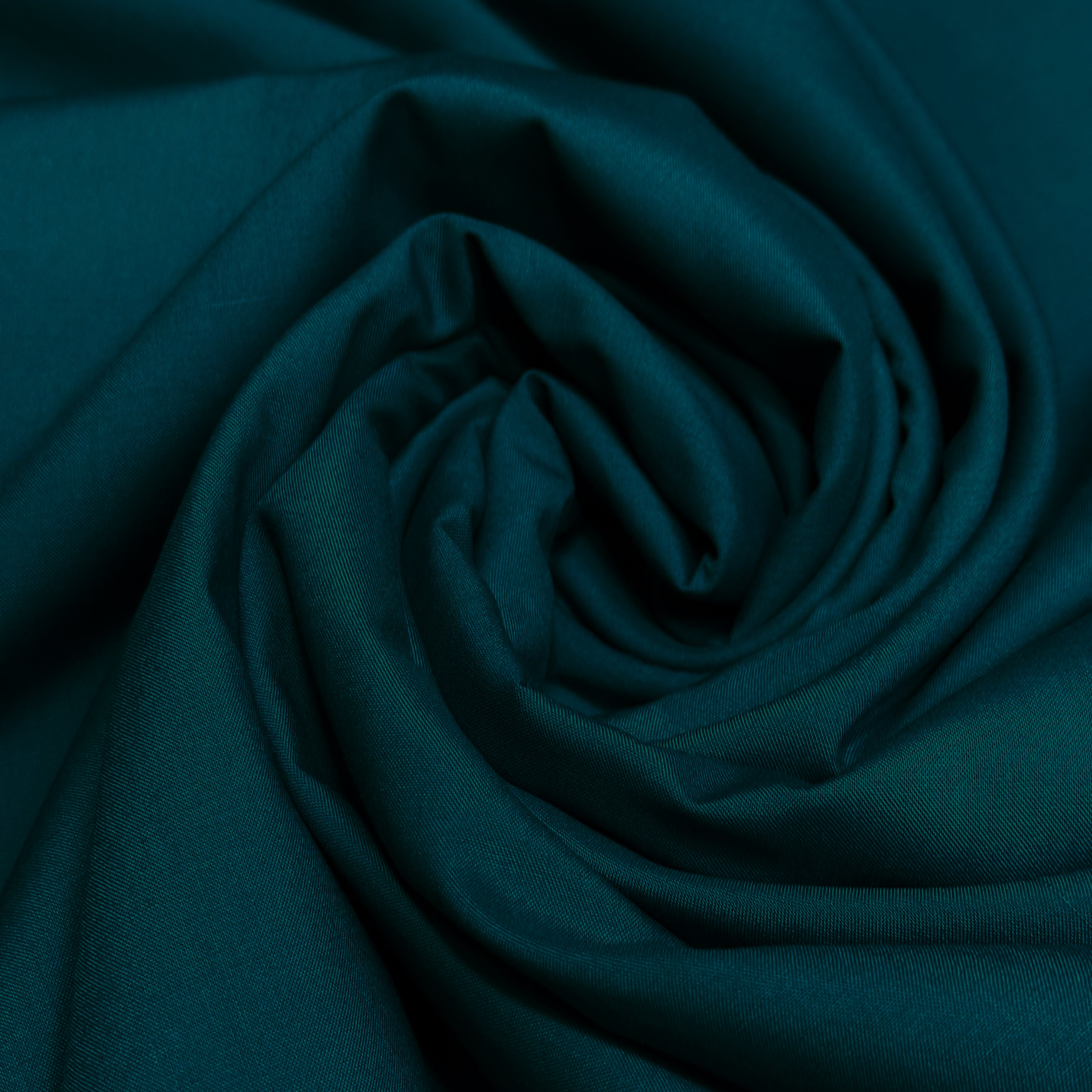 Aura Suiting - C04- UNSTICHED