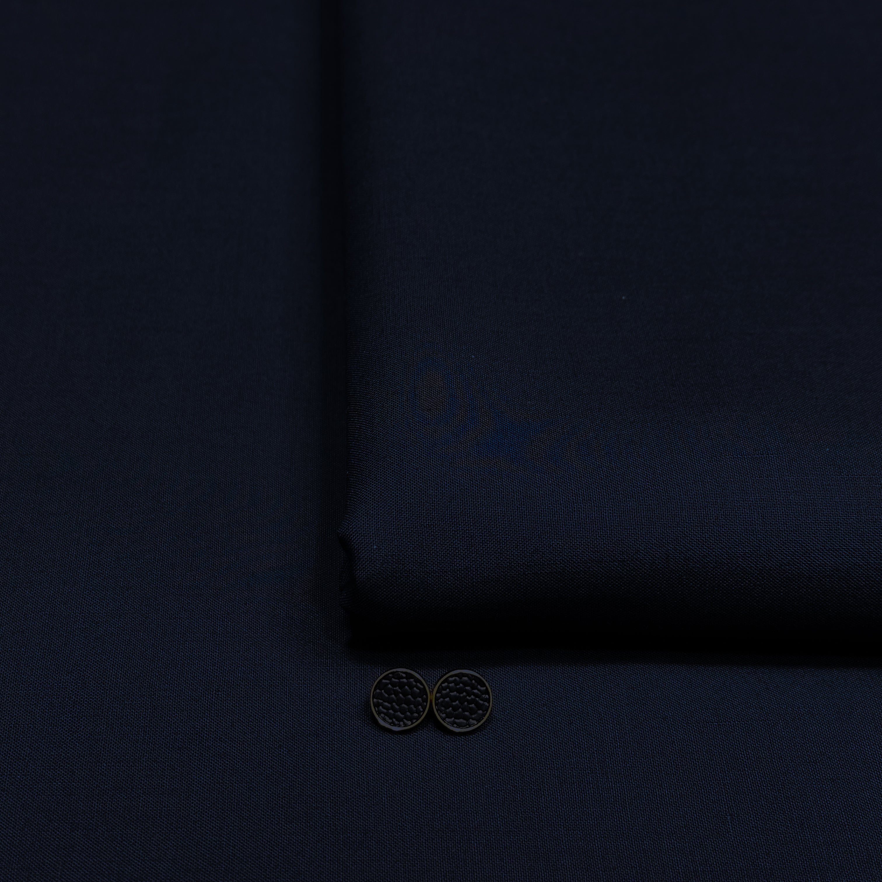 Aura Suiting - C05- UNSTICHED