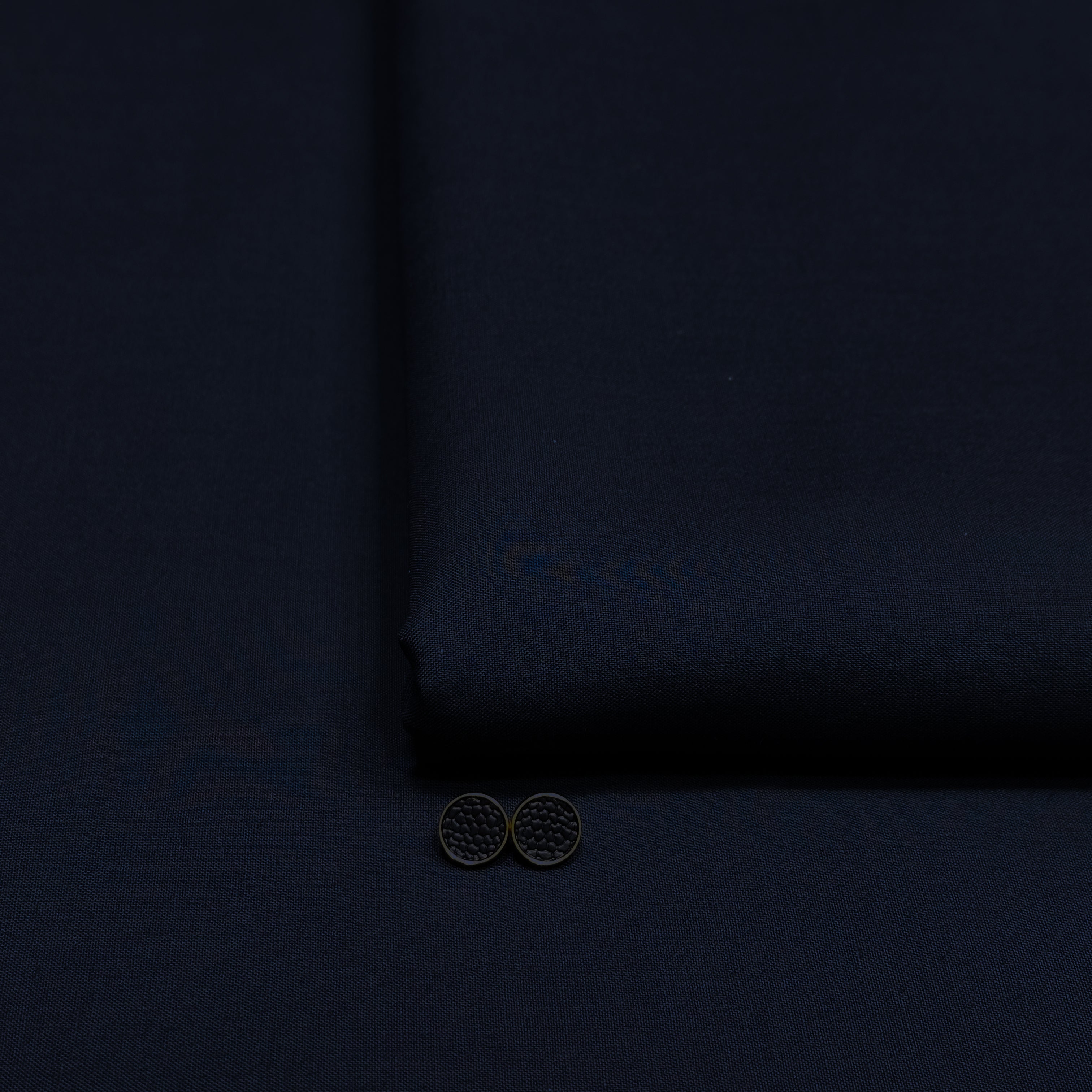 Aura Suiting - C05- UNSTICHED